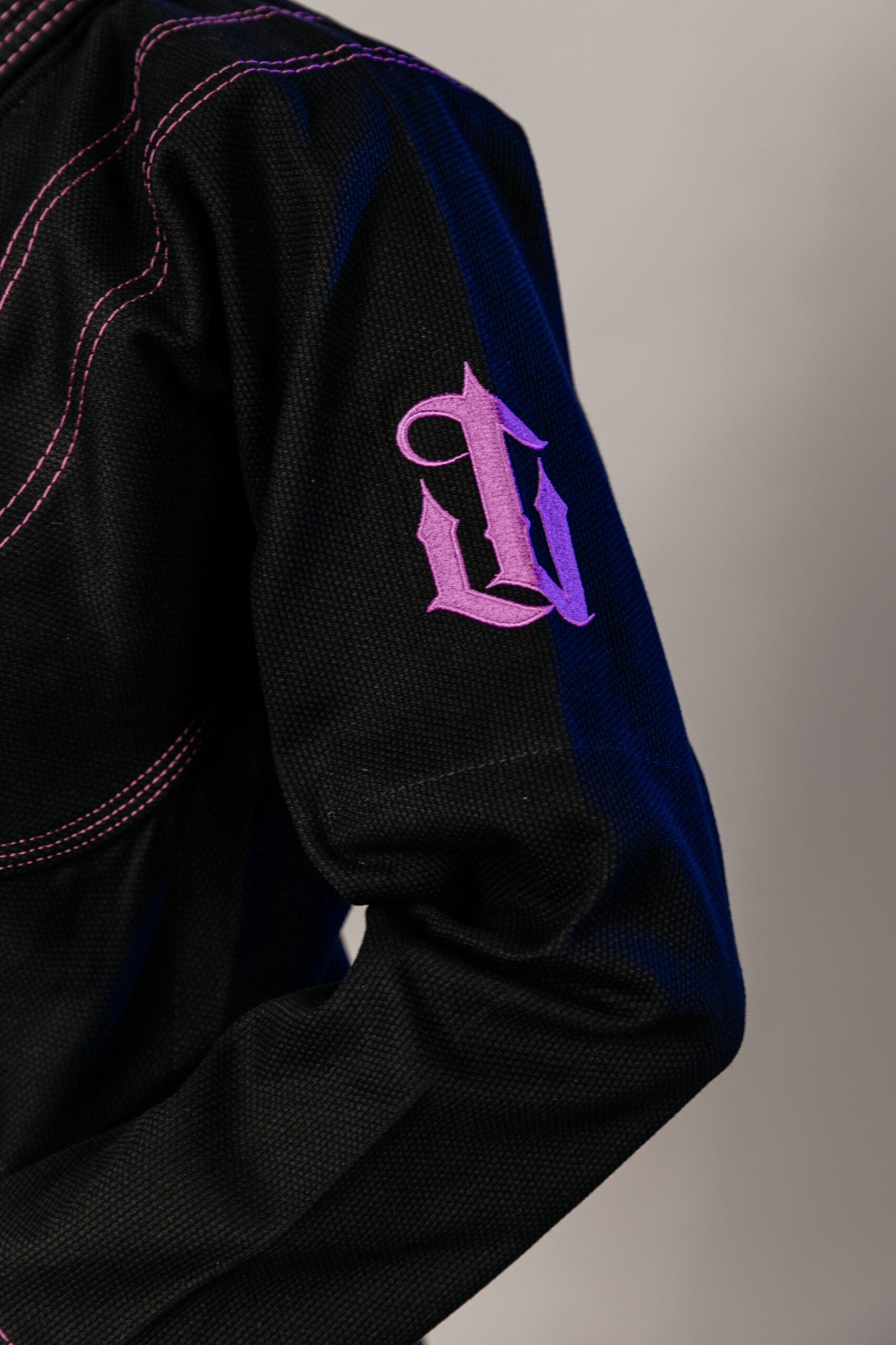 War Tribe Women's Artistic Liquid Jiu Jitsu Gi - Black - The Fight Hub